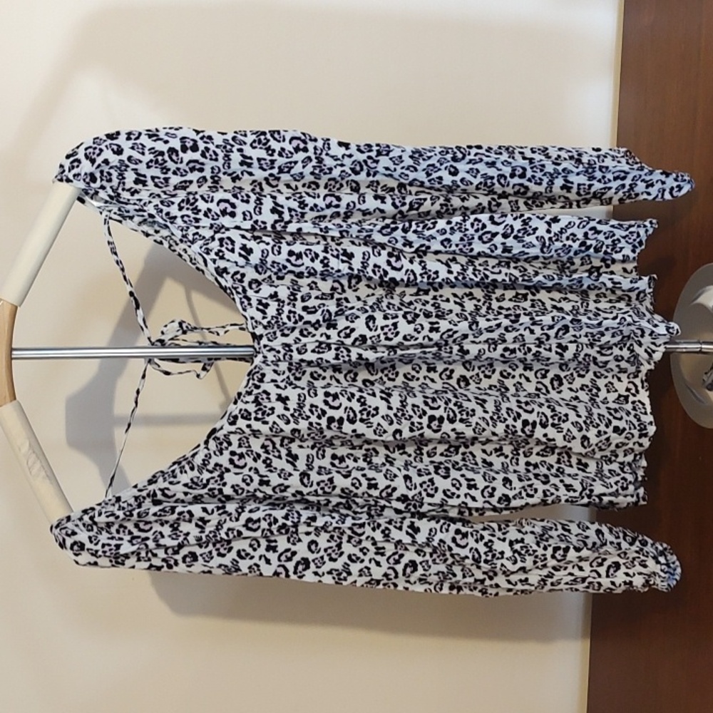 Jessica Simpson blouse